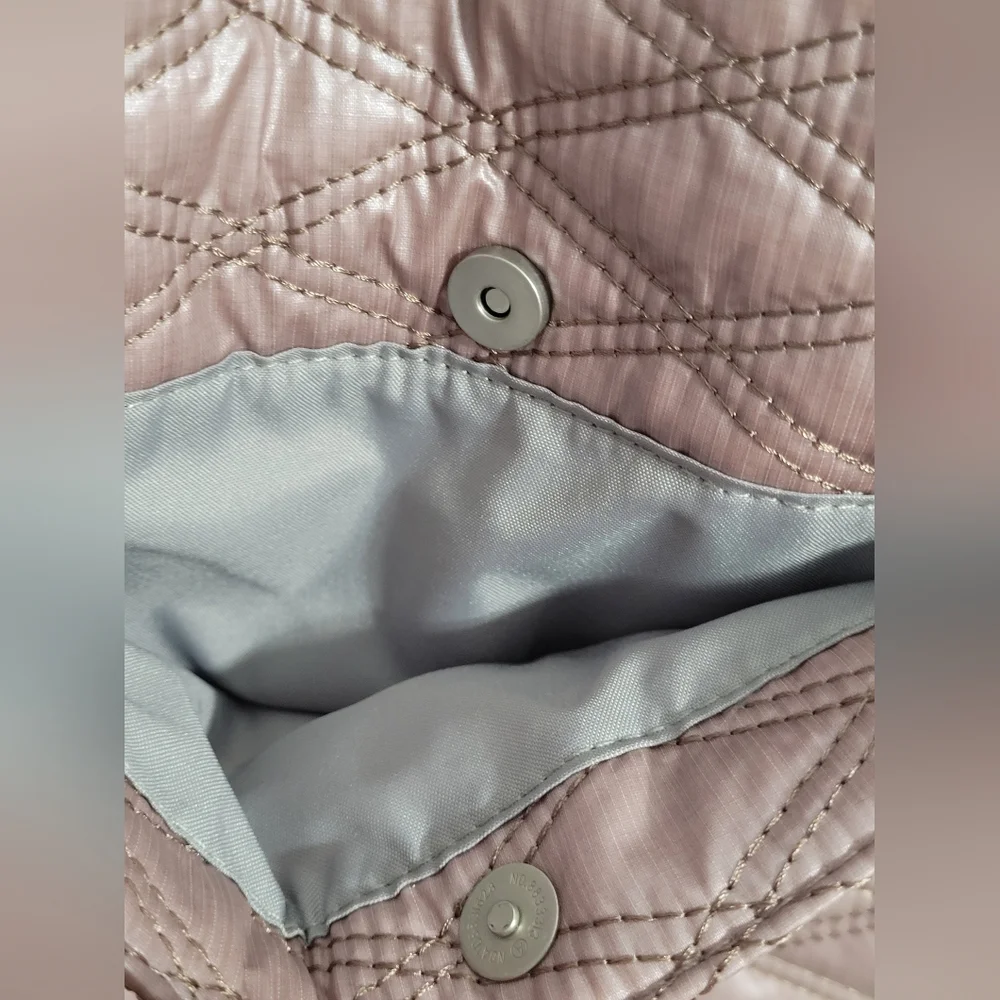 Baggallini Rose Pink Metallic Quilted Crossbody "For Life's Journey" - Picture 14 of 15